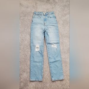 Madewell curvy perfect vintage straight jeans. New without tags.